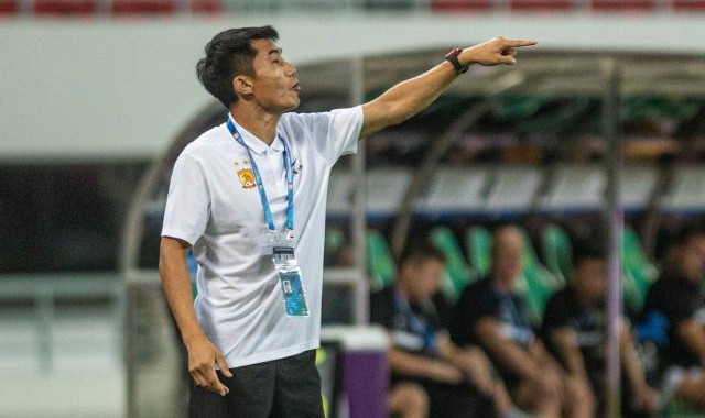 星空体育-“落魄”广州德比：从并肩征战亚冠到陷入保级困境