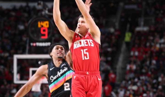 星空体育-极夜逆转——火箭如何用一场“赌命式”的胜利捅破西部天花板？