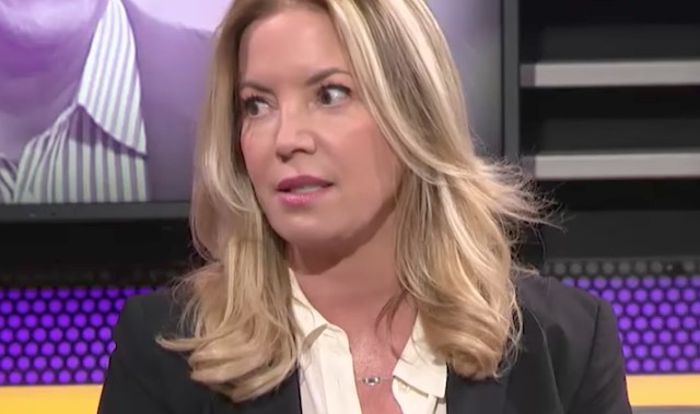 ESPN证实：湖人易主后 是珍妮亲自解雇了她的所有兄弟姐妹