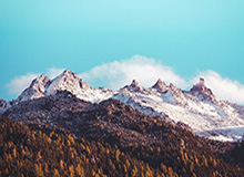 开云：云端之上，生活的底色